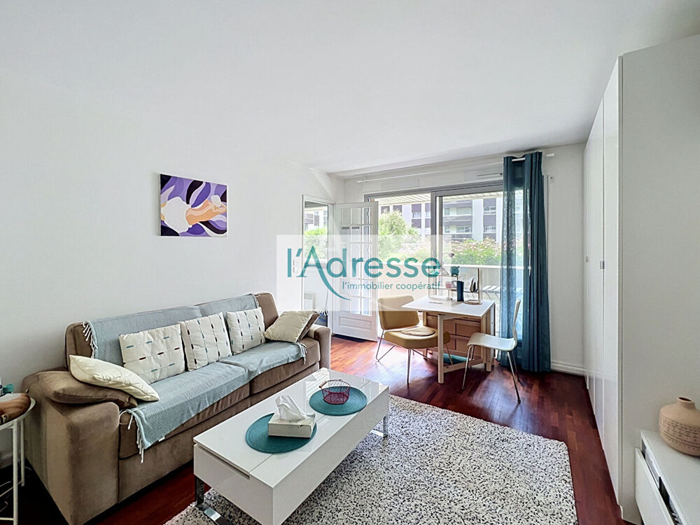 Vente Appartement RESIDENCE ESTEREL - BALCON - CALME - SANS VIS A VIS Paris 12