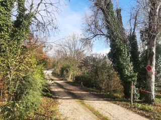  Terrain � vendre 700 m�