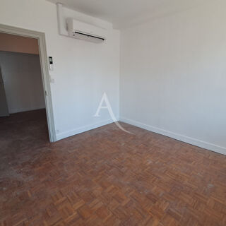 Appartement à louer 4 pièces 73 m²