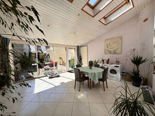  Maison � vendre 9 pi�ces 222 m�