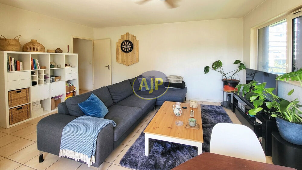 BORDEAUX Lac - Appartement T3 récent avec terrasse