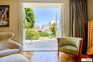  Maison à louer 7 pièces 182 m²