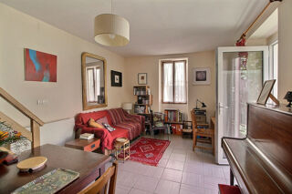 Vente Maison Charmante maison de ville de 3 pièces à vendre à Massy - Vieux Massy, proche gare  RER B et C et commodités Massy