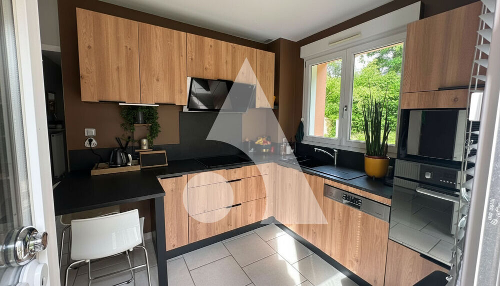 Vente Maison Maison familiale de 165 m² à NEUFCHATEAU ? Aucun travaux à prévoir ! Neufchateau