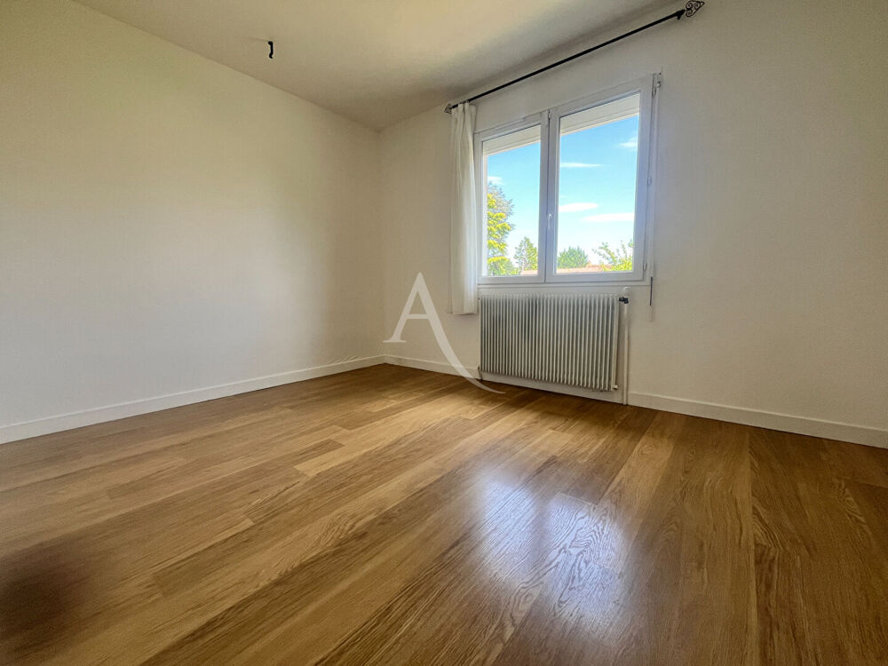 Maison traditionnelle 4 chambres sous sol total SAINT ARNOULT EN YVELINES