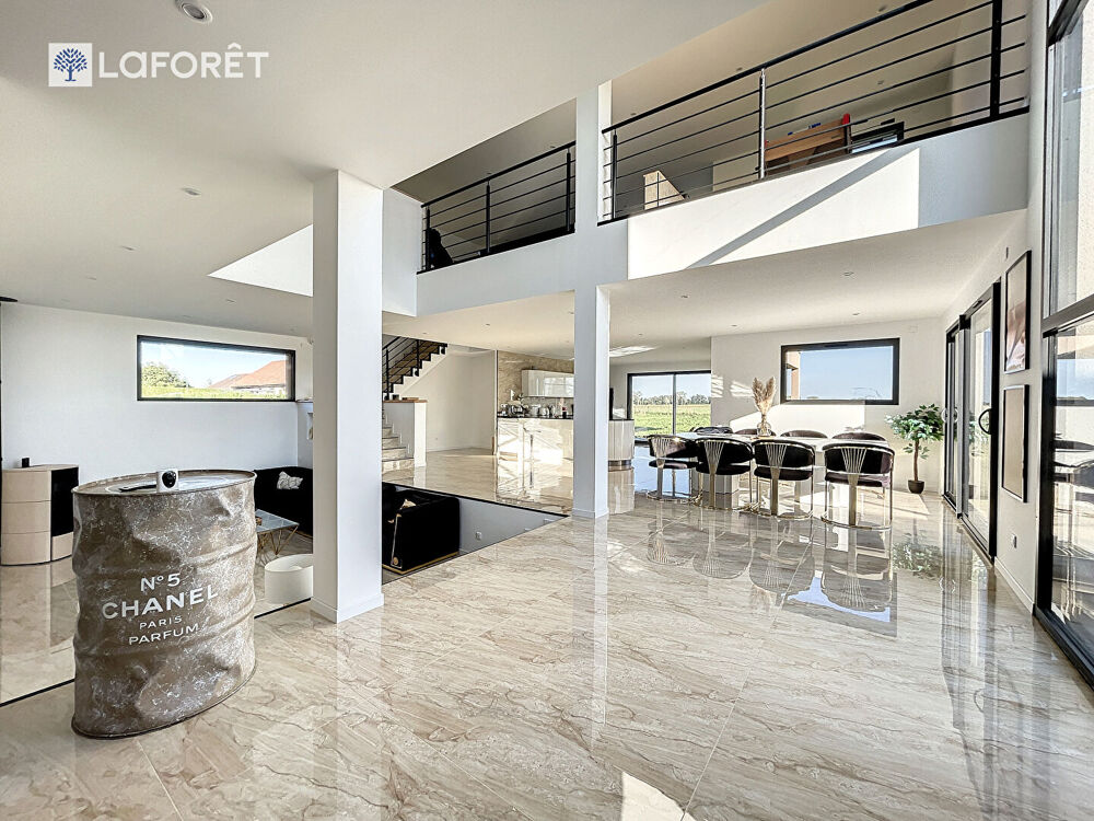 Vente Maison Maison contemporaine - TERRES DE CAUX - 365 m² Terres de caux