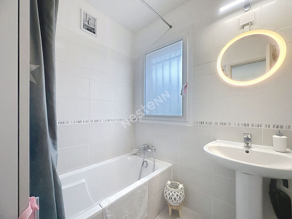 Vente Maison Maison contemporaine Type 4  à Sanary sur Mer au calme absolut Sanary sur mer