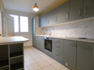  Appartement à louer 2 pièces 51 m²