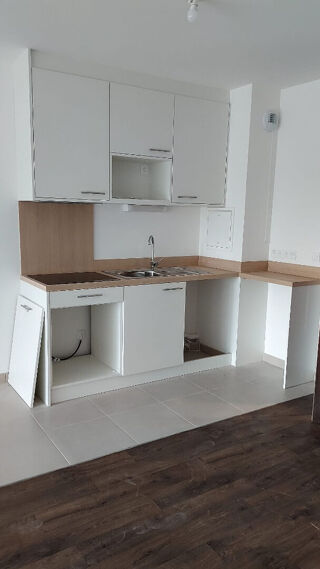  Appartement à louer 2 pièces 40 m²