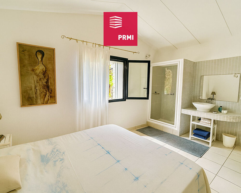 � vendre  Maison Saint-Gilles Les Bains (97434)