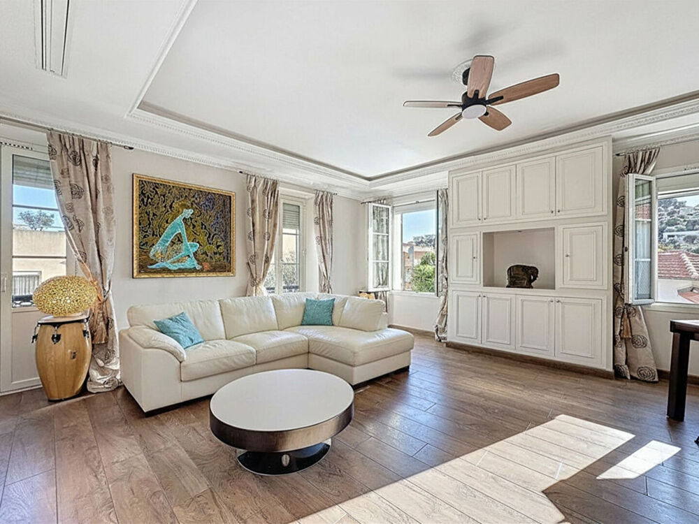 Vente Appartement Spacieux trois pièces - calme - centre ville - jardin - piscine Roquebrune-cap-martin