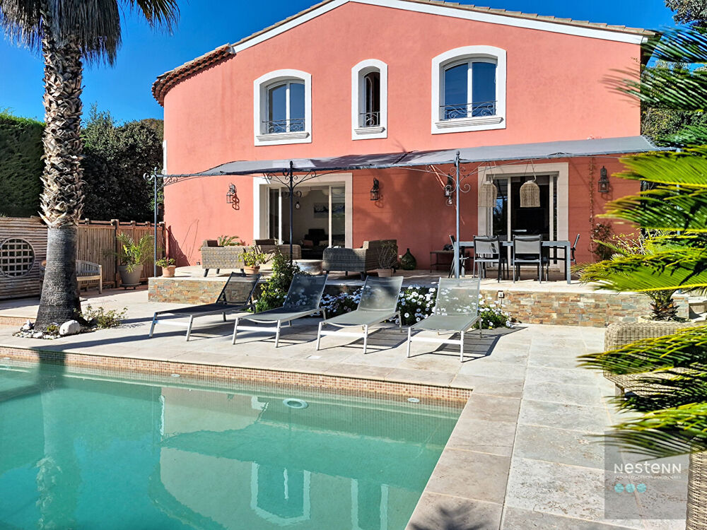 Maison 5 pièces 157 m² · à Six Fours les Plages · 157 m² · 1 350 000 €
