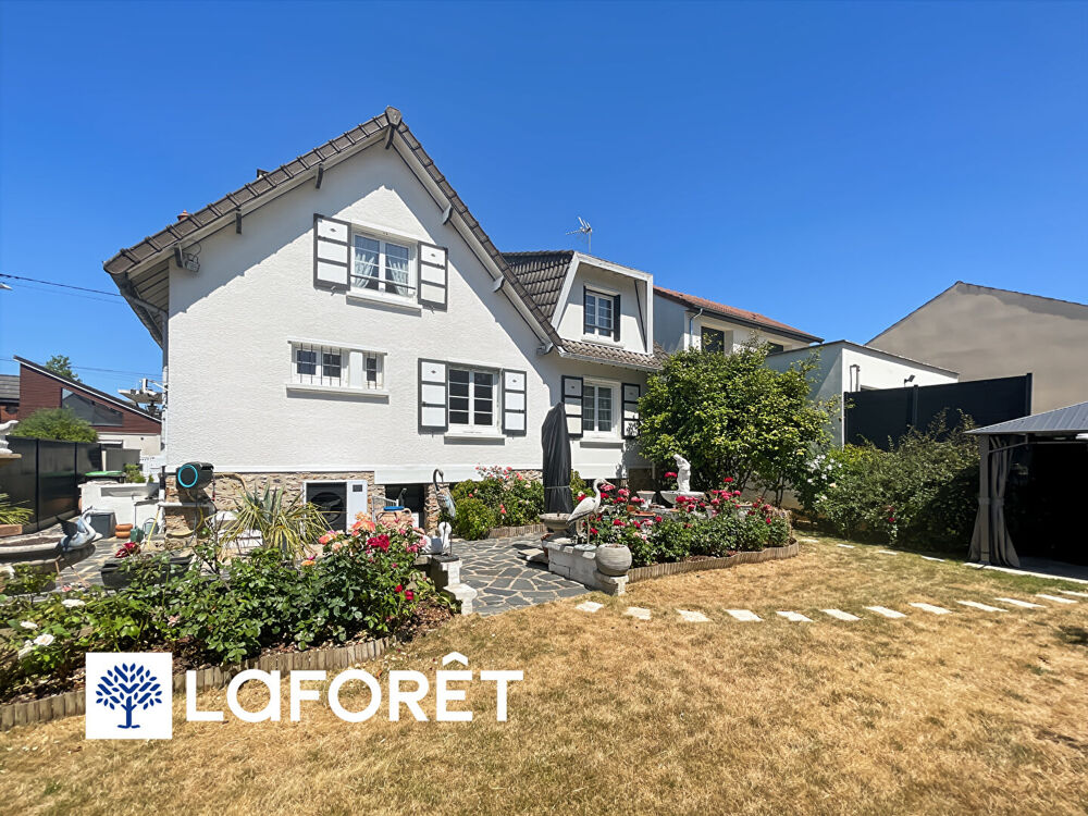 Vente Maison Maison familiale 8 pièces à vendre à Sainte Geneviève des Bois - Réf. 10812 Sainte genevieve des bois