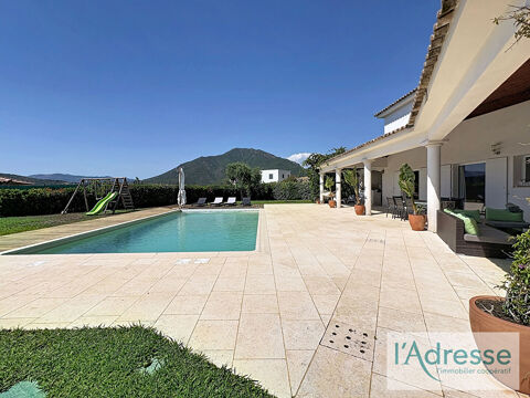   Villa 192 m² - Piscine - Garage- Vue mer - ECCICA SUARELLA Maison - 7 pièce(s) - 192 m²