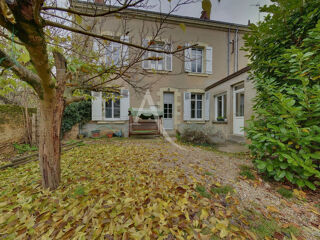  Maison  louer 7 pices 130 m