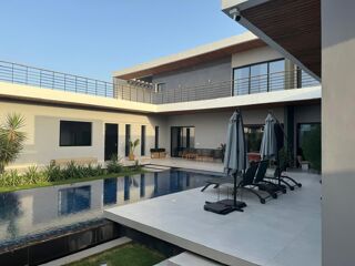  Maison � vendre 15 + pi�ces 450 m� Nguerigne