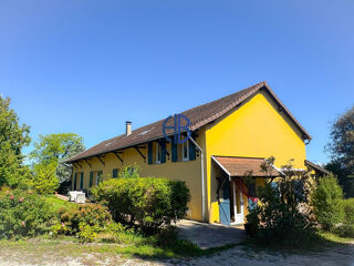  Maison � vendre 9 pi�ces 318 m�