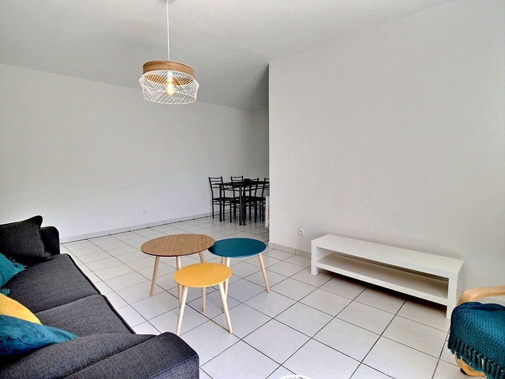 Location Appartement Appartement meublé 3 pièces à louer à Avignon, proche hôpital, 62.45 m², dernier étage Avignon