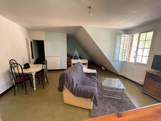  Appartement à louer 1 pièce 32 m²