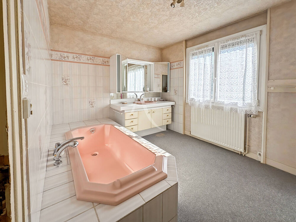 Maison Saint Leger Du Bourg Denis 4 pièce(s) 116 m2