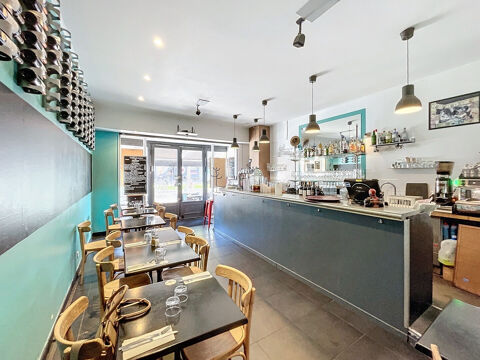 A découvrir Bassin à flot affaire avec licence IV et Terrasse et extraction aux normes 250000 33000 Bordeaux