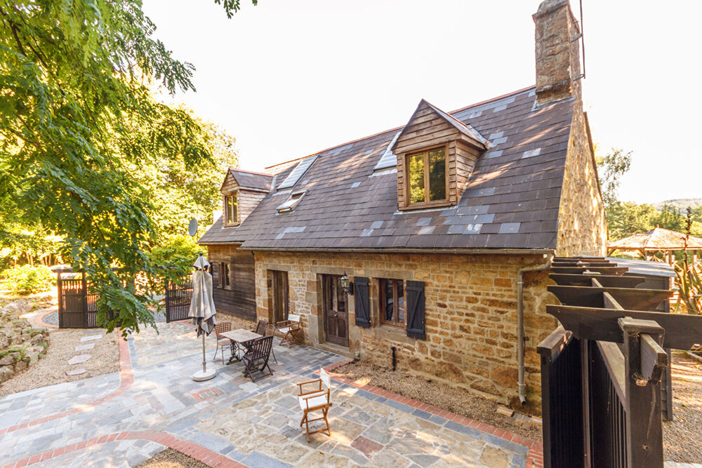 Vente Maison La MANCHE : Complexe de 3 gîtes avec de magnifiques jardins, offrant une vue imprenable dans un cadre isolé et intime Saint pois