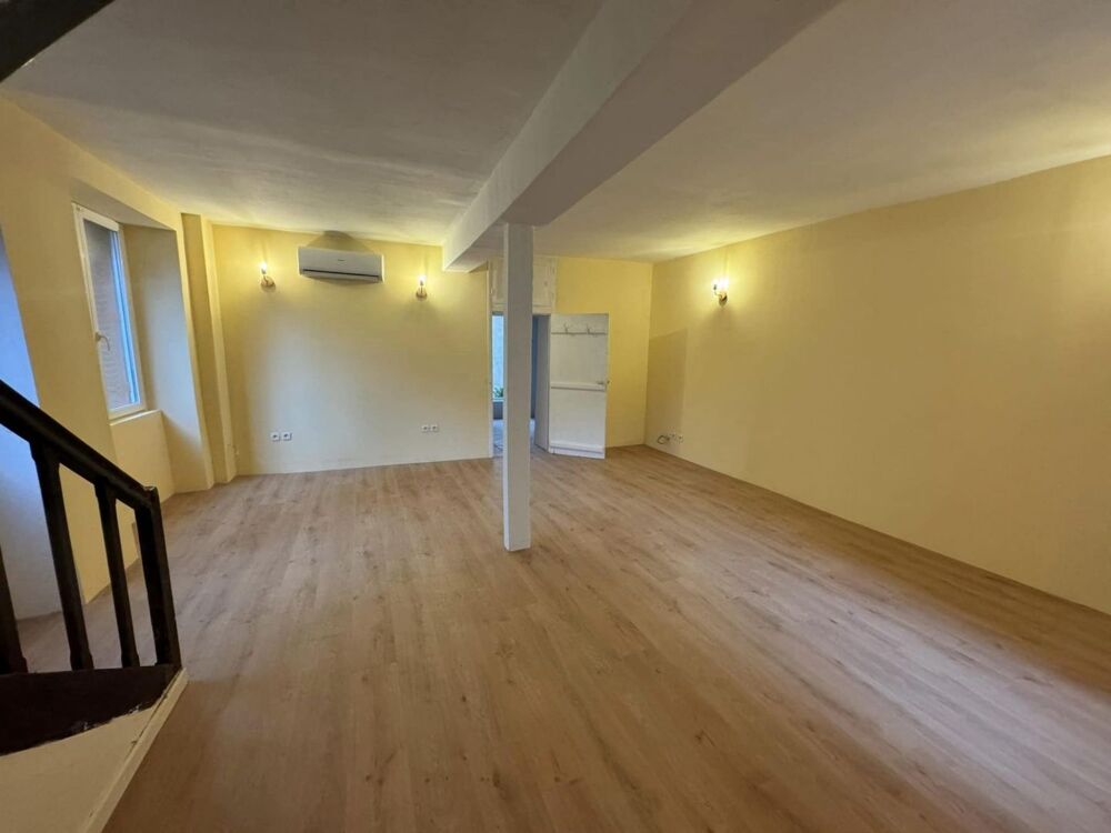 CREUSE - Proche la SOUTERRAINE - Maison De Village De 86m2 Avec Petite Cour Intérieure