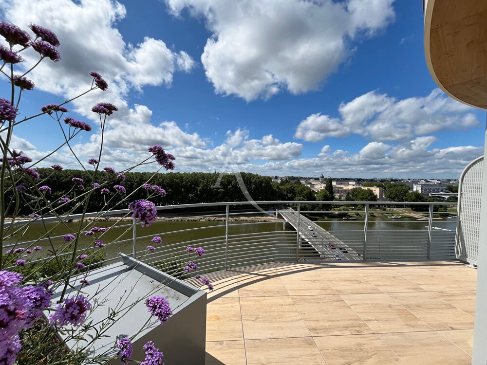 Vente Appartement Appartement T5 dernier étage avec terrasse de 71m² centre ville ANGERS DISPONIBLE DE SUITE Angers