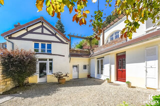  Maison  vendre 12 pices 230 m
