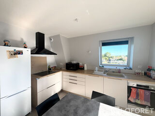  Appartement à louer 2 pièces 42 m²