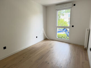  Appartement à louer 3 pièces 56 m²