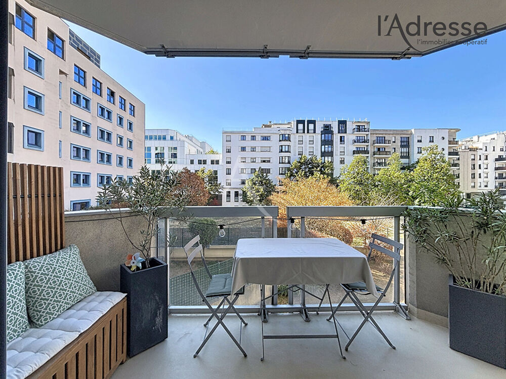 Vente Appartement 3 pièces de 67 m² - Cave - Parking en sus Suresnes