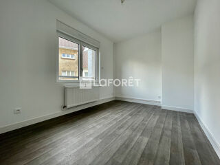  Maison à louer 5 pièces 94 m²