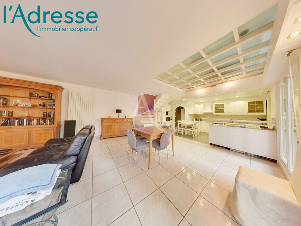 Appartement Duplex - Champs Sur Marne 5 pièce(s) 105 m2