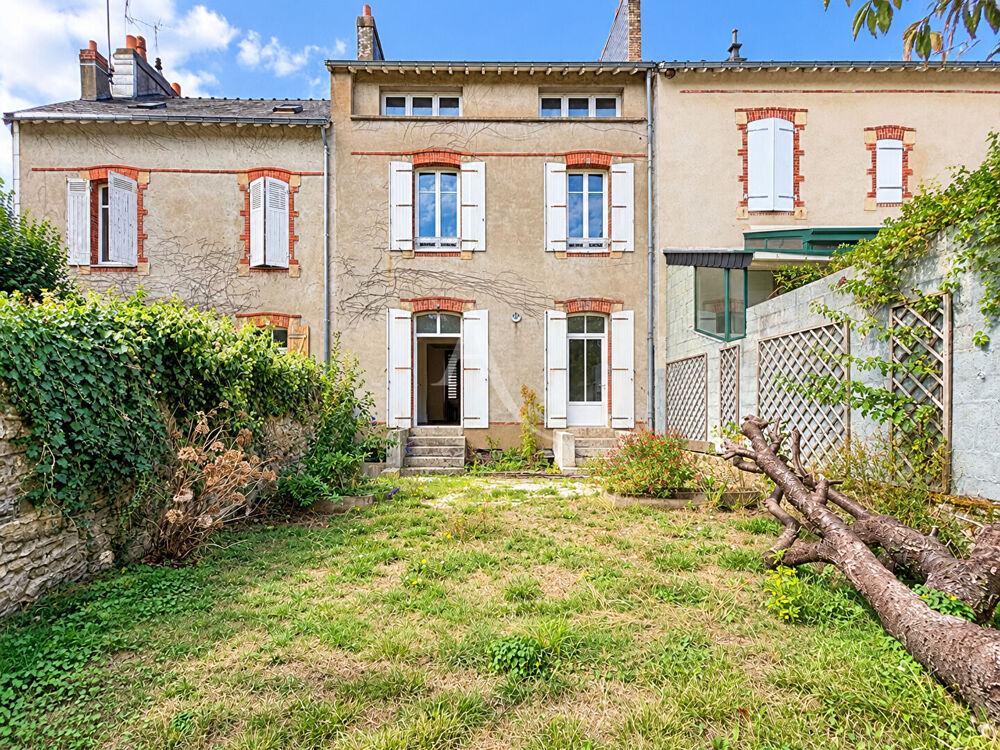 Vente Maison Maison  de ville Nantes Saint Felix 7 pièces 145 m2 - jardin - garage Nantes