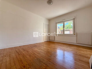  Appartement à louer 3 pièces 60 m²