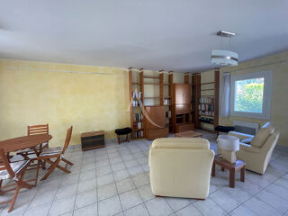  Maison  vendre 4 pices 