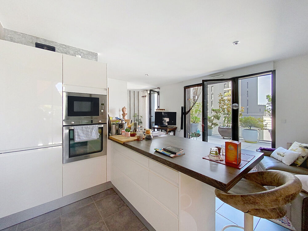 Vente Appartement T3 avec parking et terrasse exceptionnelle Bordeaux