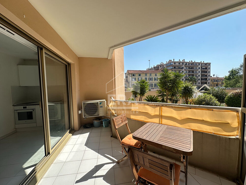Vente Appartement 2 pièces avec terrasse plein sud au calme, à deux pas du centre de Cagnes-sur-Mer Cagnes sur mer
