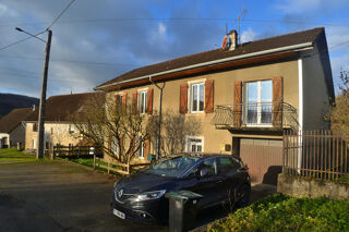  Immeuble  vendre 10 pices 140 m