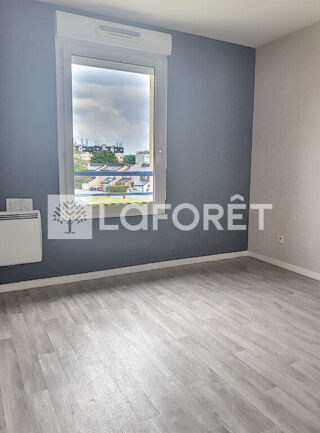  Appartement à louer 3 pièces 69 m²