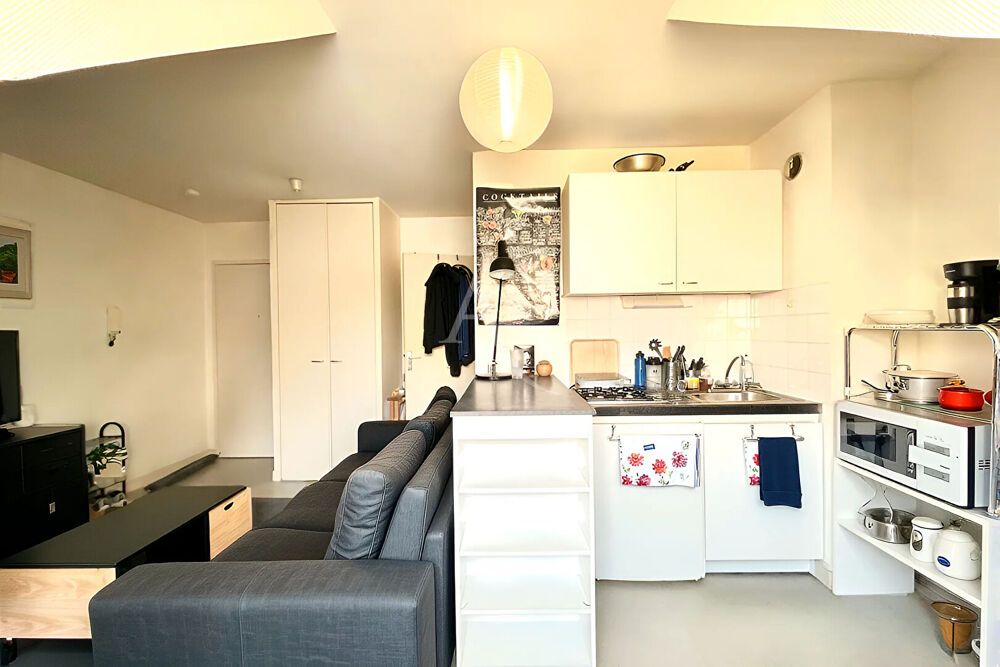 Appartement Nantes 19m² dernier étage + box en sus