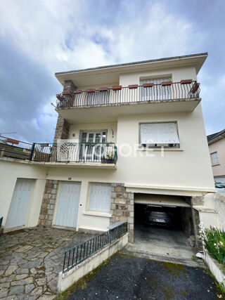  Maison à vendre 12 pièces 220 m²