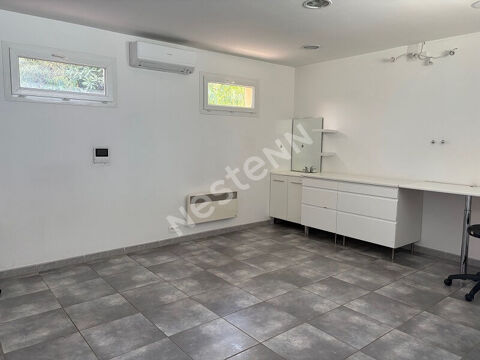 PROFESSIONS LIBERALES Cabinet 19 m&sup2; RDC Climatis&eacute; Salle d'attente 29 m&sup2; 600 13008 Marseille