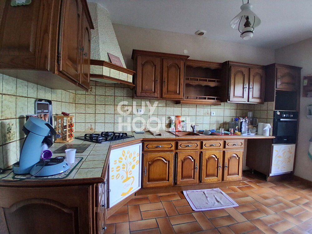 Maison de plain-pied 3 Chambres ,garage et jardin.