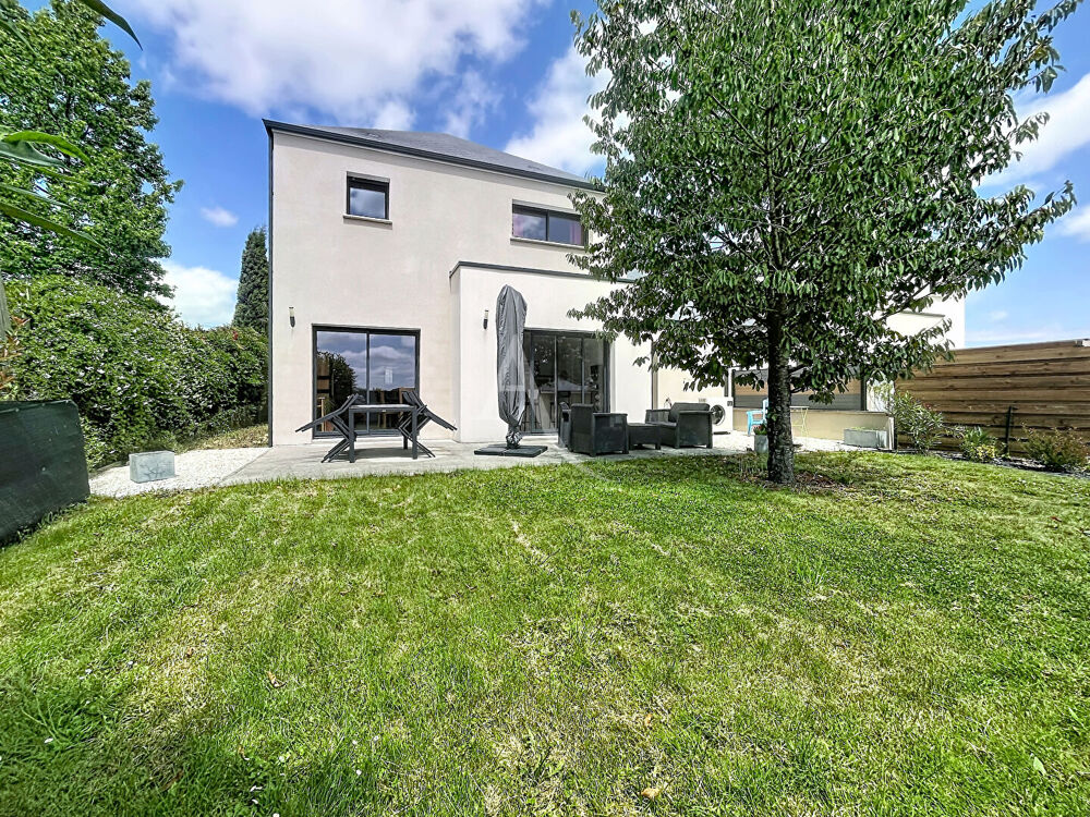 Maison 5 pièces 114 m² · à Ombree D Anjou · 114 m² · 242 500 €