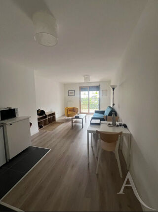 Appartement à louer 2 pièces 36 m²