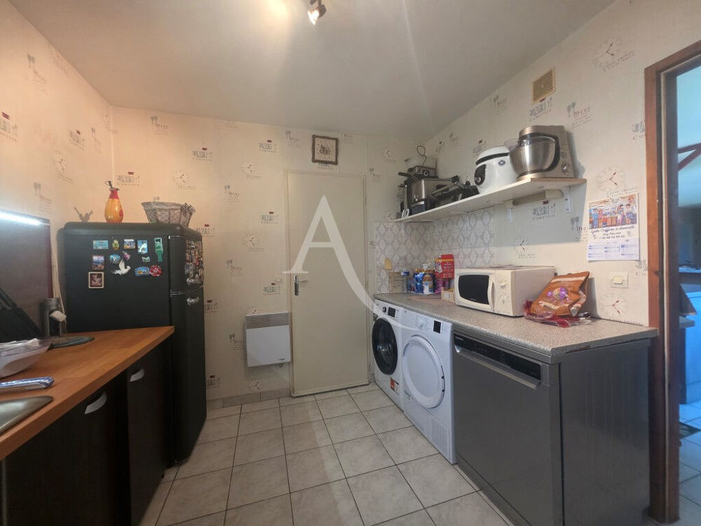 EN VENTE - SURY PRES LERE - 15 mn COSNE SUR LOIRE, 2 H 30 PARIS MAISON PLAIN PIED 2 CHAMBRES TERRAIN