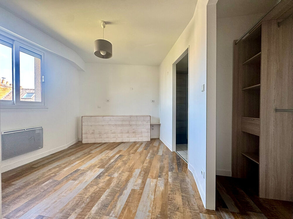 Vente Appartement Appartement 90m² - Place du Lycée à Angers - Rare Opportunité Angers