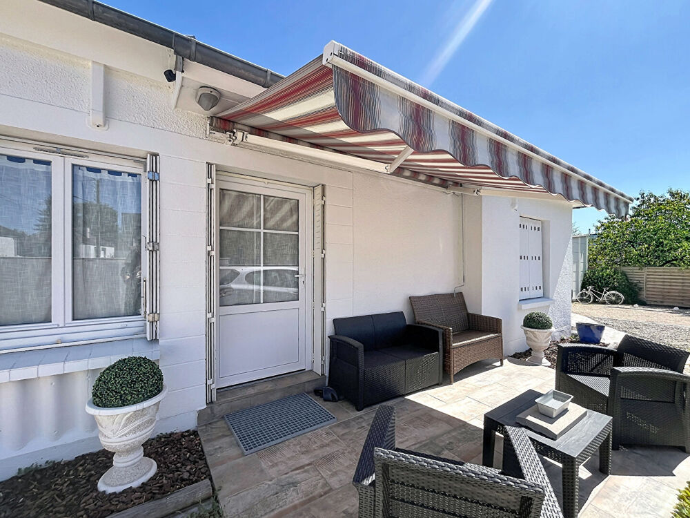 Vente Maison Maison Plain-pied avec jardin Saint jean de la ruelle